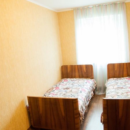 Apartments On Svobody 39 Oezjhorod Buitenkant foto