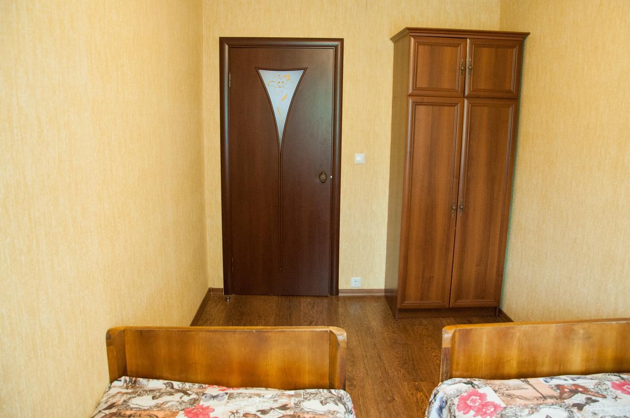 Apartments On Svobody 39 Oezjhorod Buitenkant foto